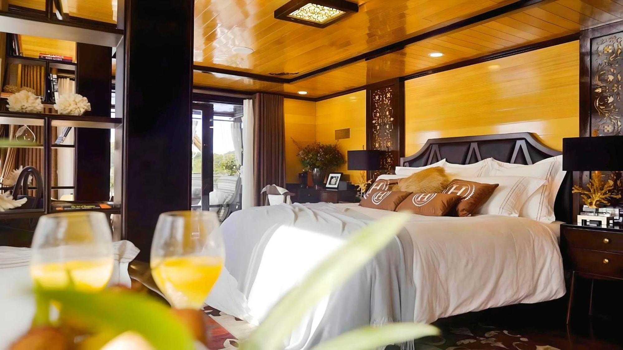 Hera Grand Luxury Cruise Халонг Екстер'єр фото